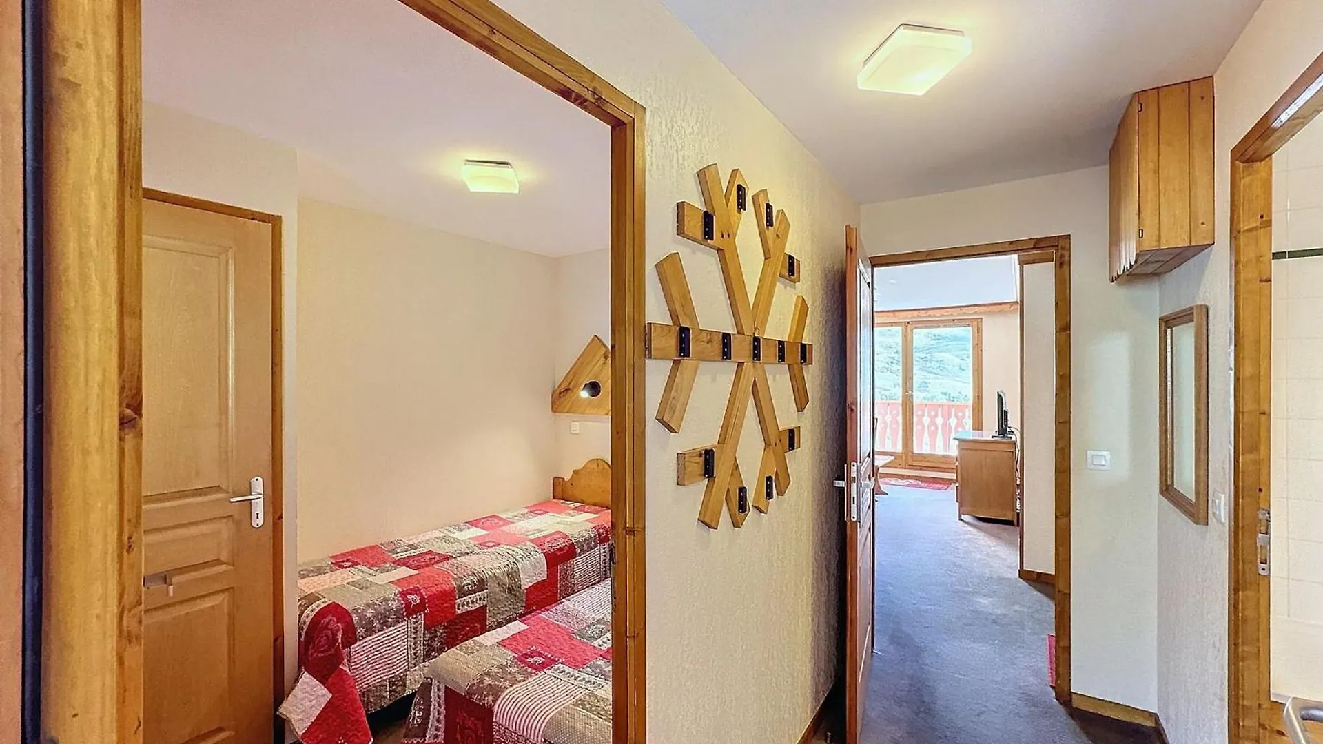 Apartment Appartement 3 Pieces, 40M², Balcon Sud, Skis Aux Pieds, 6 Pers. Confort Alpine Inoubliable - Fr-1-178-382 Les Bruyeres