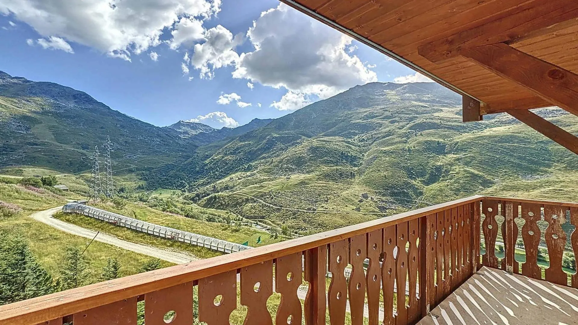 Appartement 3 Pieces, 40M², Balcon Sud, Skis Aux Pieds, 6 Pers. Confort Alpine Inoubliable - Fr-1-178-382 Les Bruyeres 0*,  France