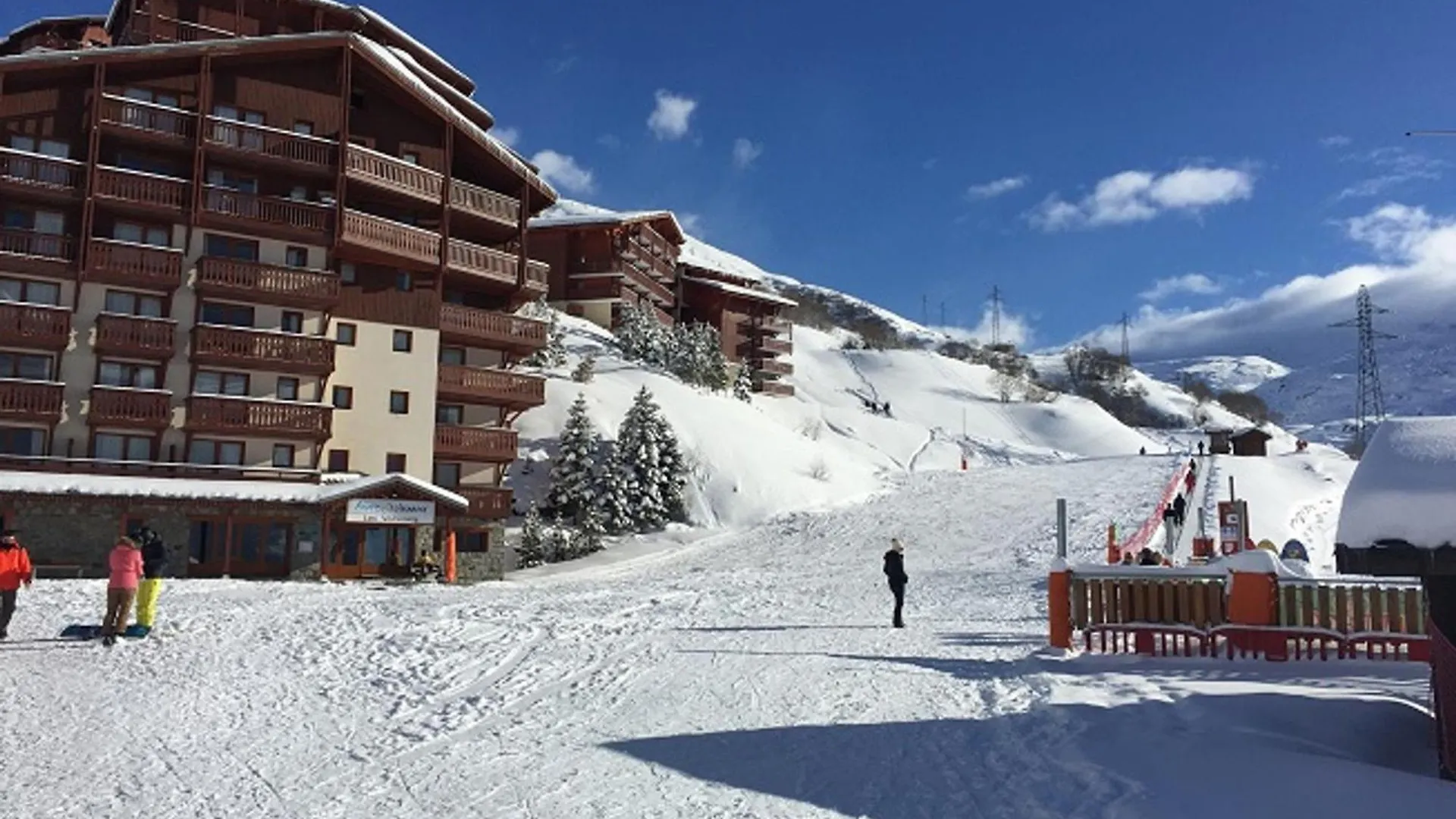Apartment Appartement 3 Pieces, 40M², Balcon Sud, Skis Aux Pieds, 6 Pers. Confort Alpine Inoubliable - Fr-1-178-382 Les Bruyeres